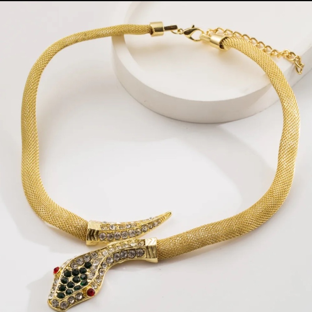 Rhinestone Snake Necklace Choker, Unique Creative Lightweight Luxury Necklace - Picture 6 of 10